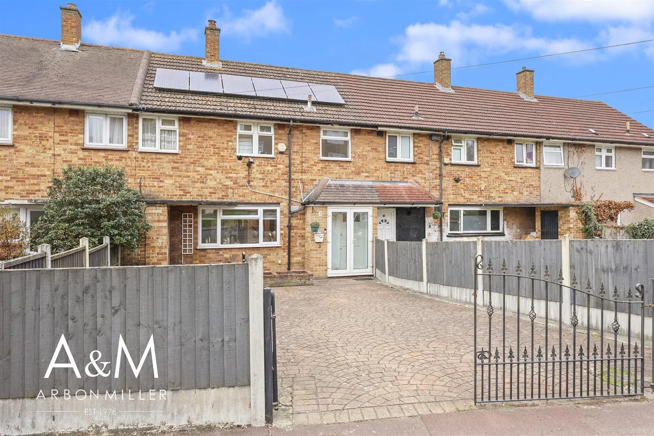Thatches Grove, Chadwell Heath, Essex, Romford, RM65LA, photo 22