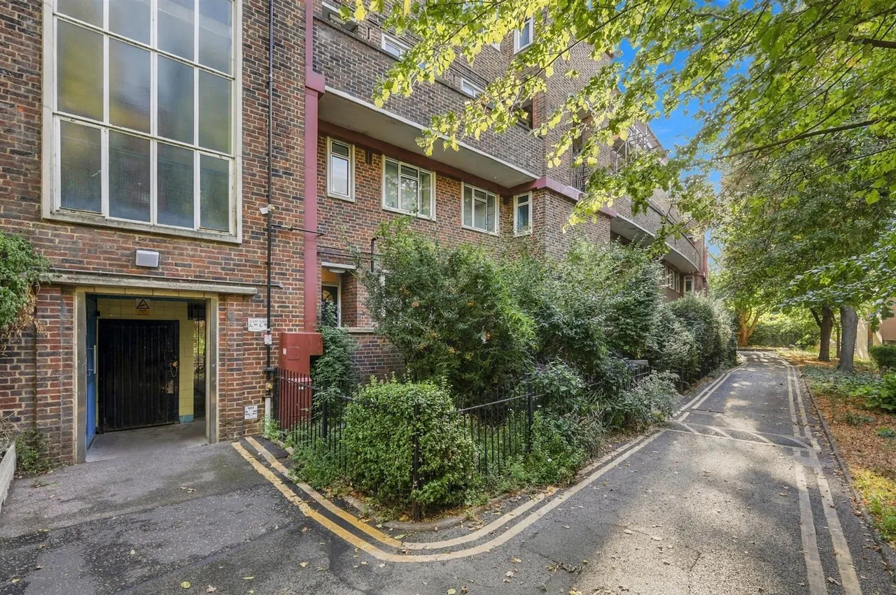 Avenell Road, London, N5, photo 14