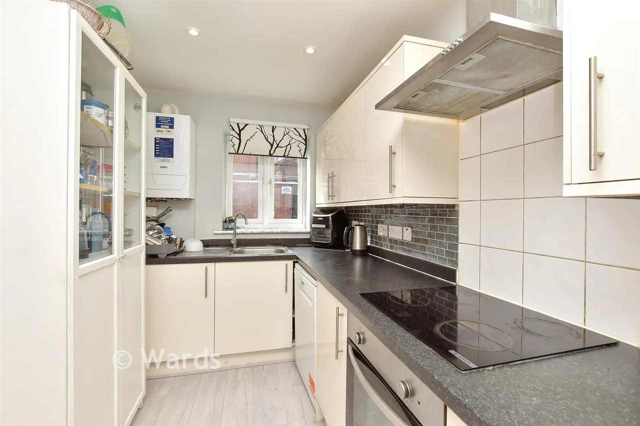 Wykeham Street, Strood, ME2, photo 4