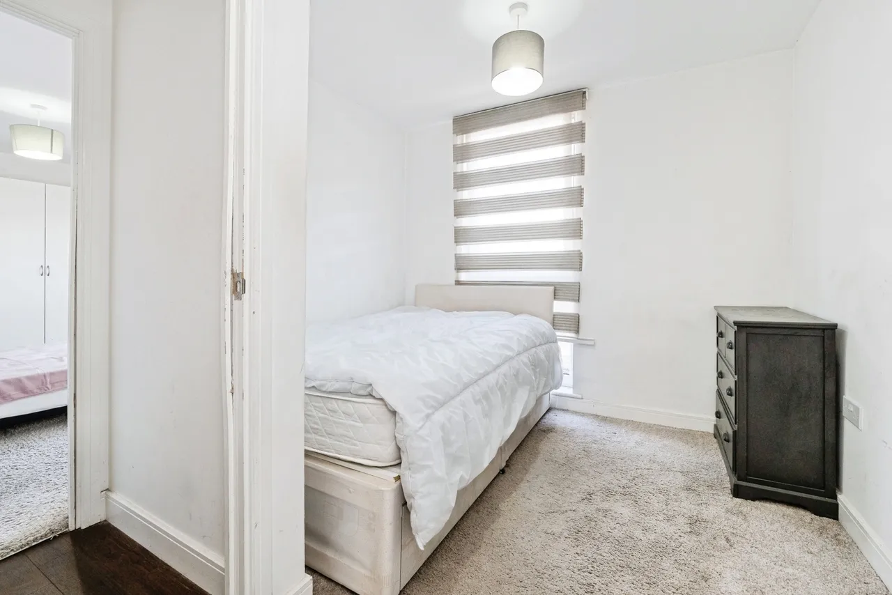 Honour Gardens, Dagenham, RM8, photo 16