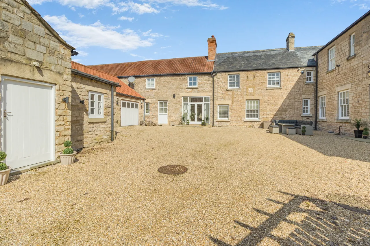 Lime Kiln Lane, Stainton, S66, photo 42