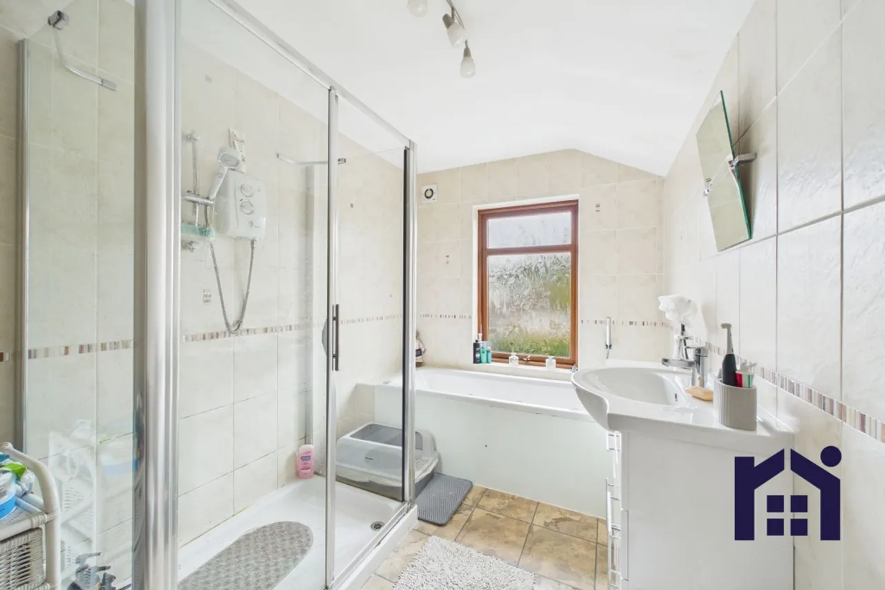 Wood Lane, Heskin, PR7, photo 11