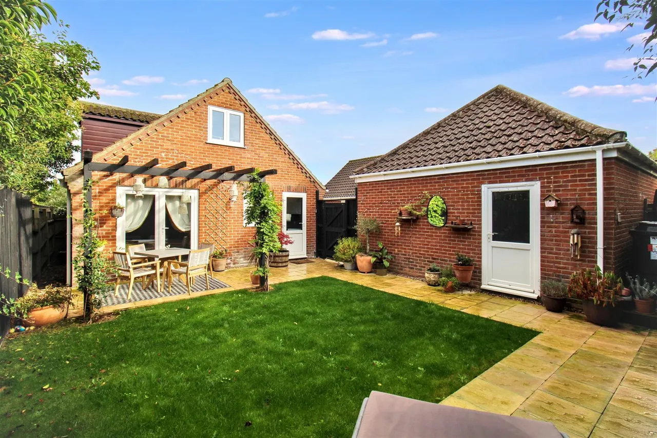 Jubilee Close, Erpingham, NR11, photo 20