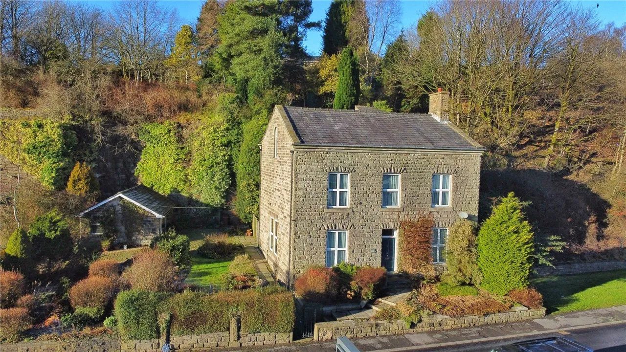 Market Street, Bacup, OL13, photo 3