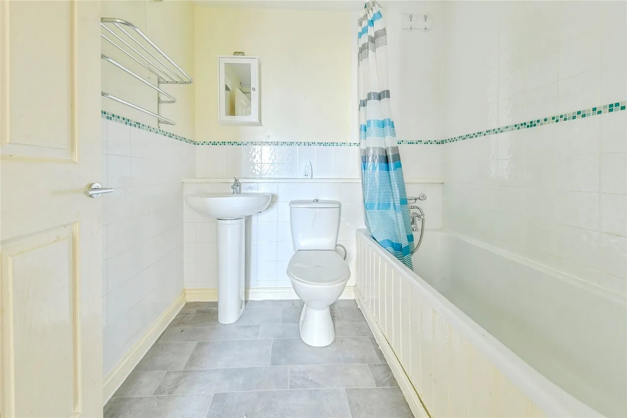 Bedwell Crescent, Stevenage, Hertfordshire, SG1, photo 25