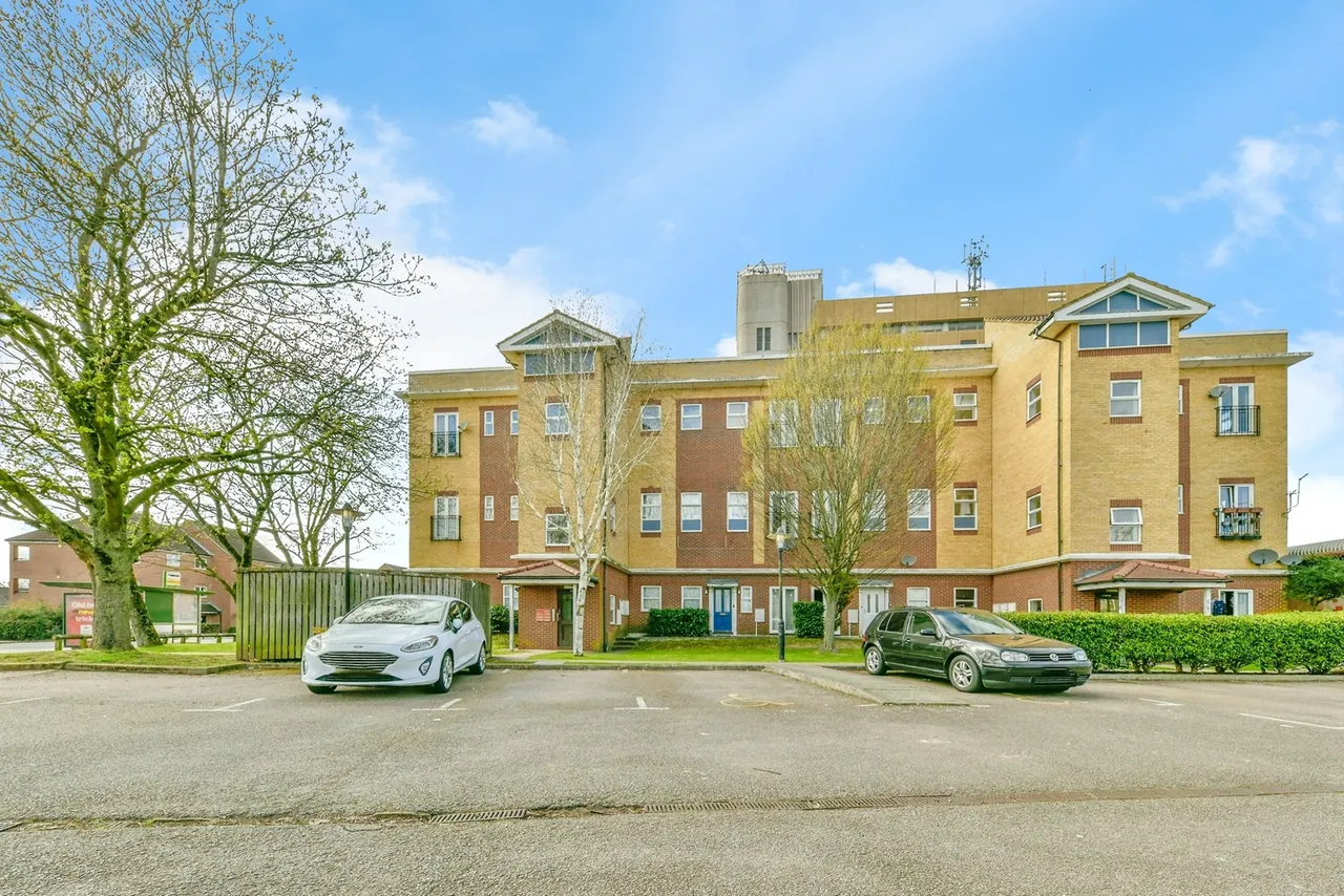Bedwell Crescent, Stevenage, Hertfordshire, SG1, photo 34