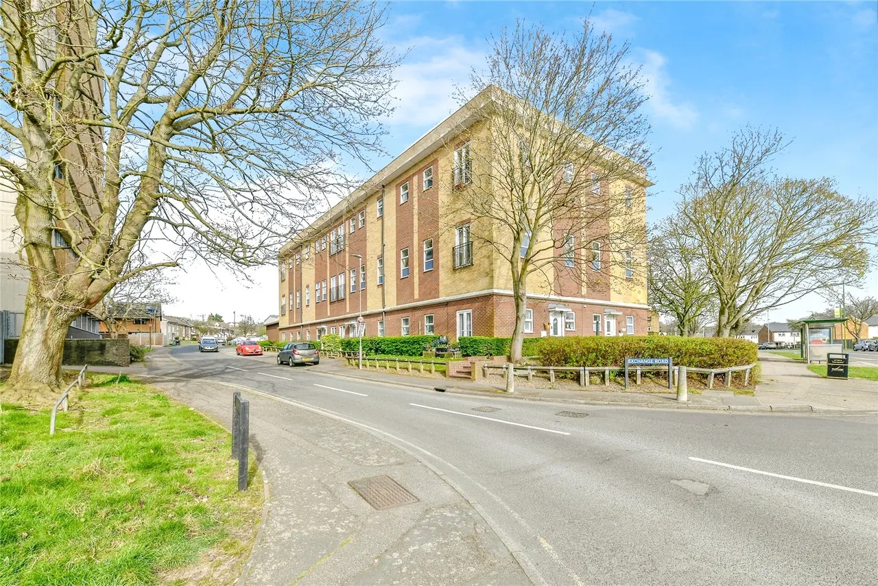 Bedwell Crescent, Stevenage, Hertfordshire, SG1, photo 33
