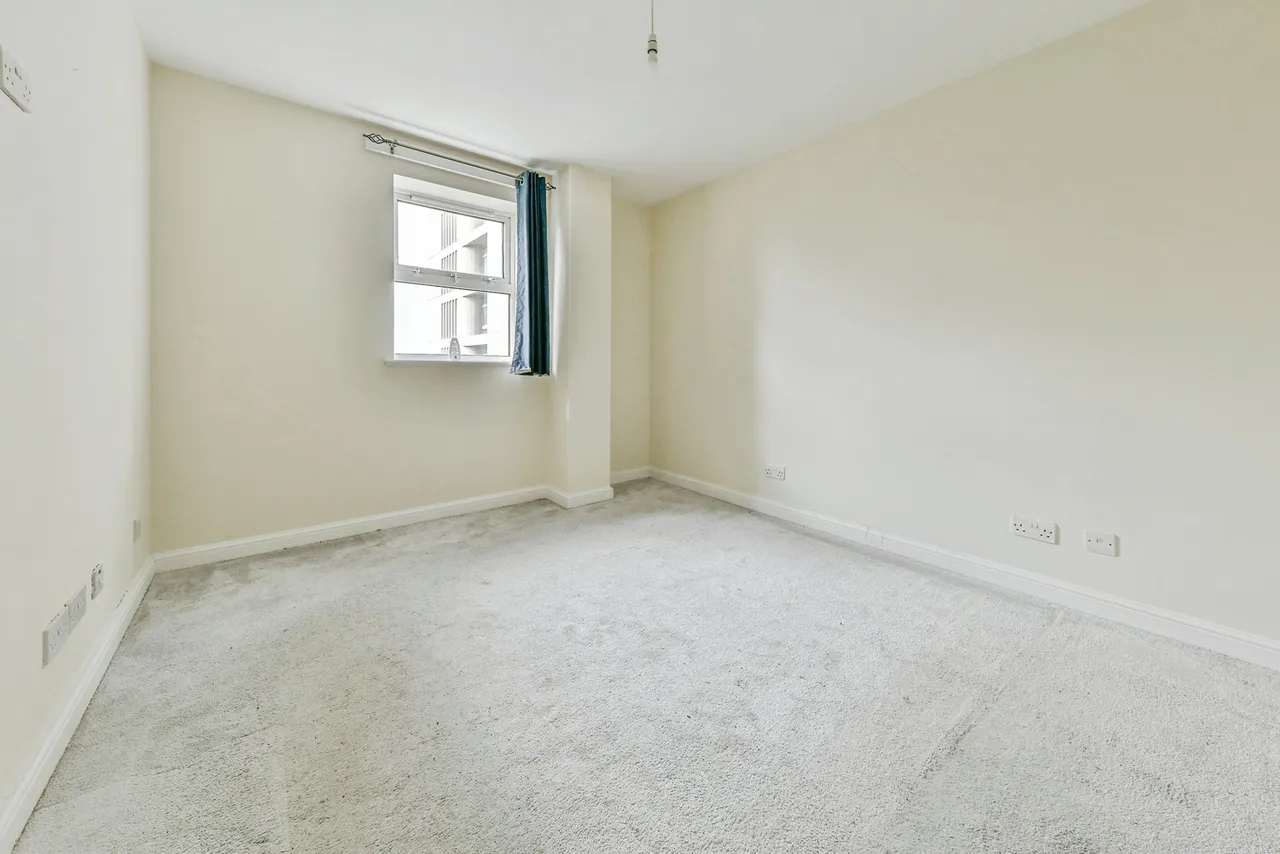 Bedwell Crescent, Stevenage, Hertfordshire, SG1, photo 12