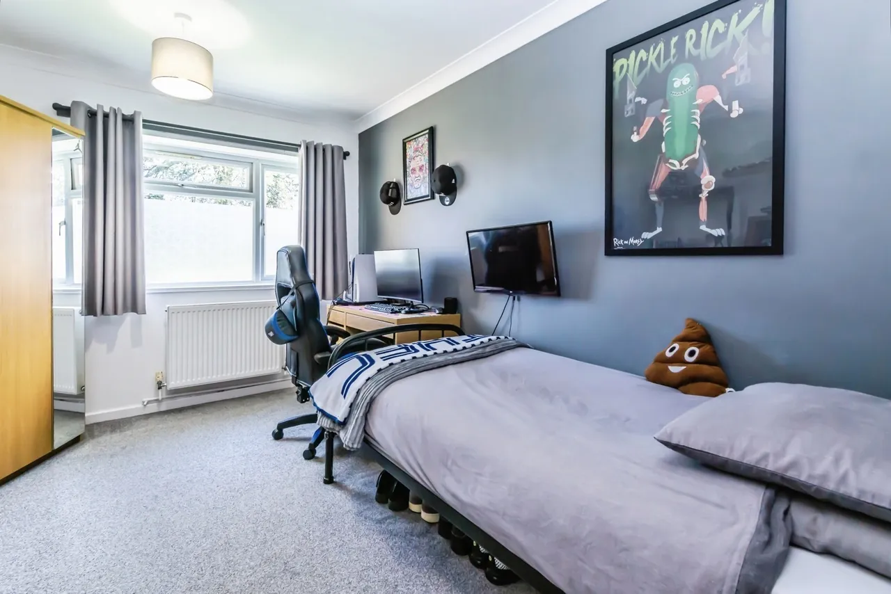 Coulsdon Road, Caterham, Surrey, CR3, photo 9