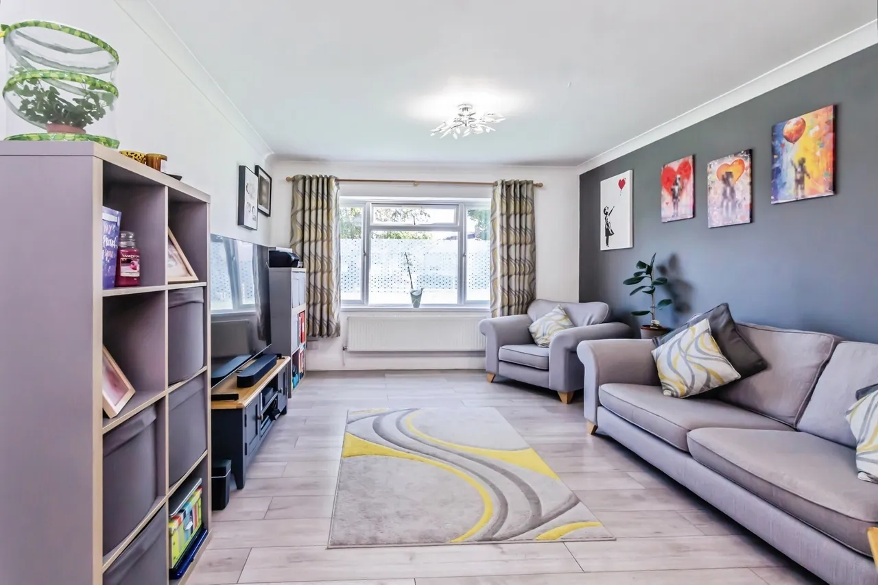 Coulsdon Road, Caterham, Surrey, CR3, photo 6
