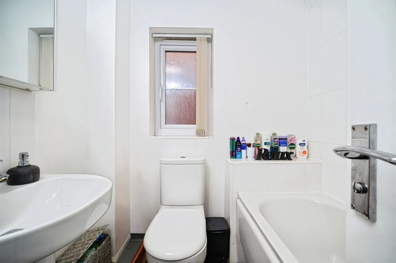 Richmond Lane, Kingswood, Hull, photo 11