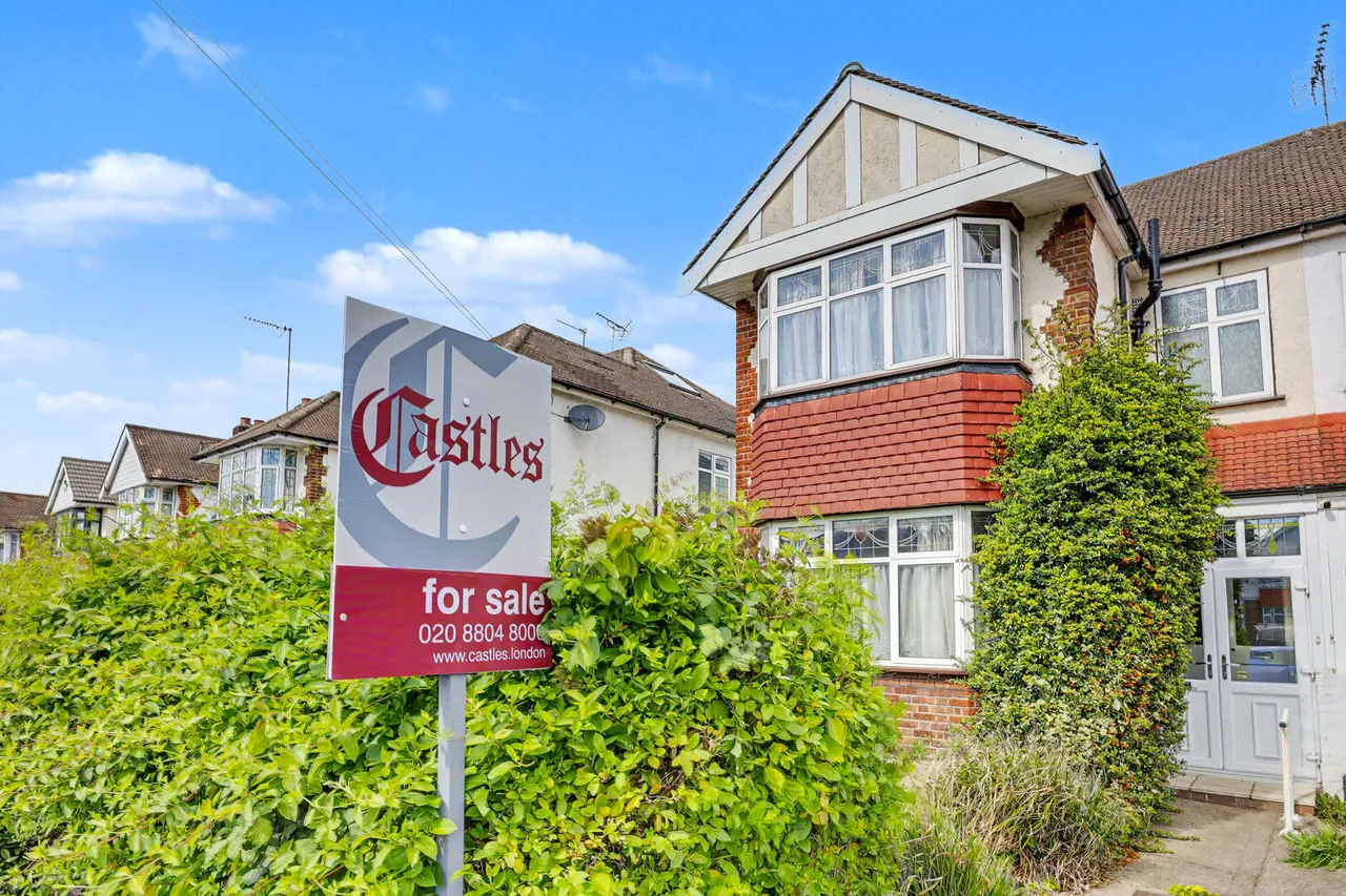 Bullsmoor Lane, Enfield, EN3, photo 20
