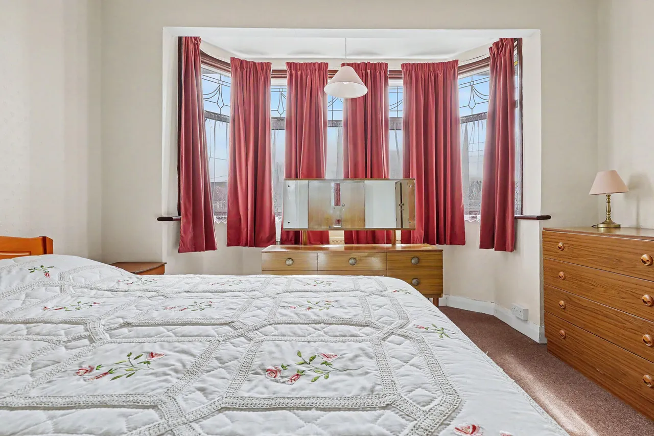 Bullsmoor Lane, Enfield, EN3, photo 11