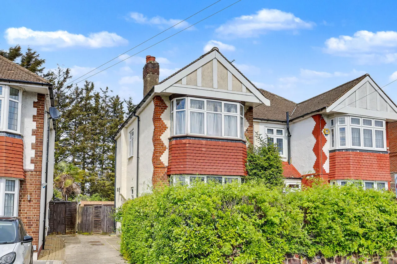 3 bed house for sale, Bullsmoor Lane, Enfield, EN3