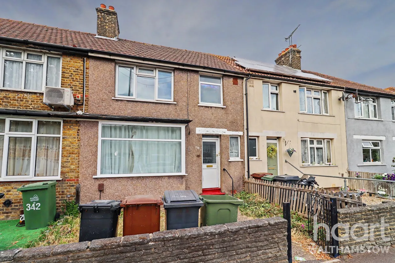 London, E17, photo 2