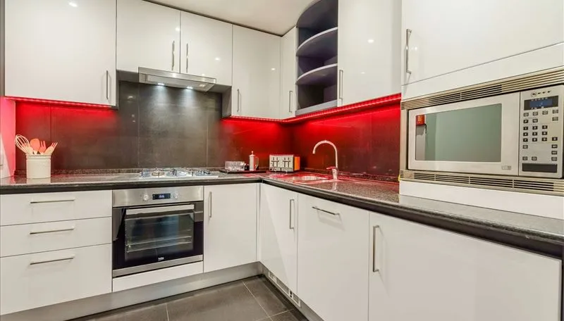 9th Floor Circus Apartments, Westferry E14, photo 5