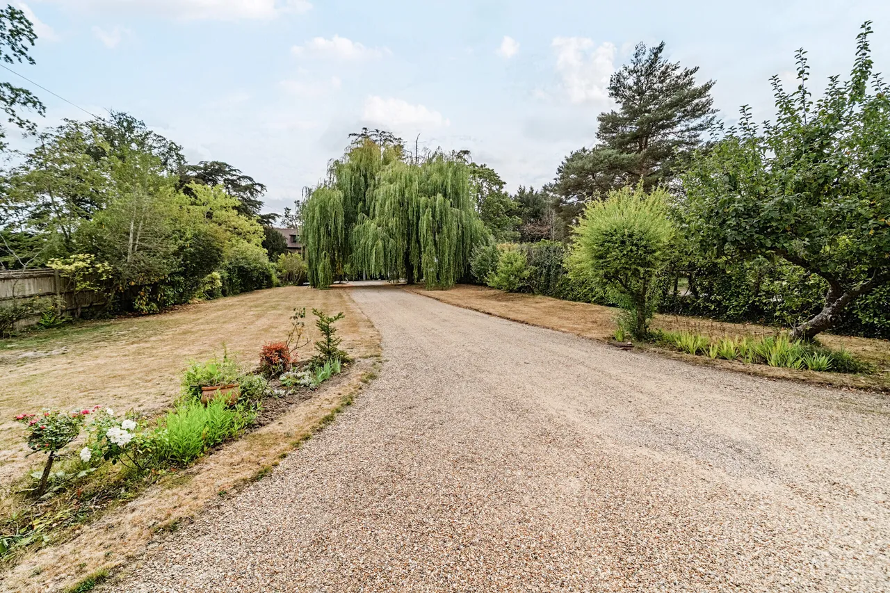 St. Leonards Hill, Windsor, SL4, photo 2