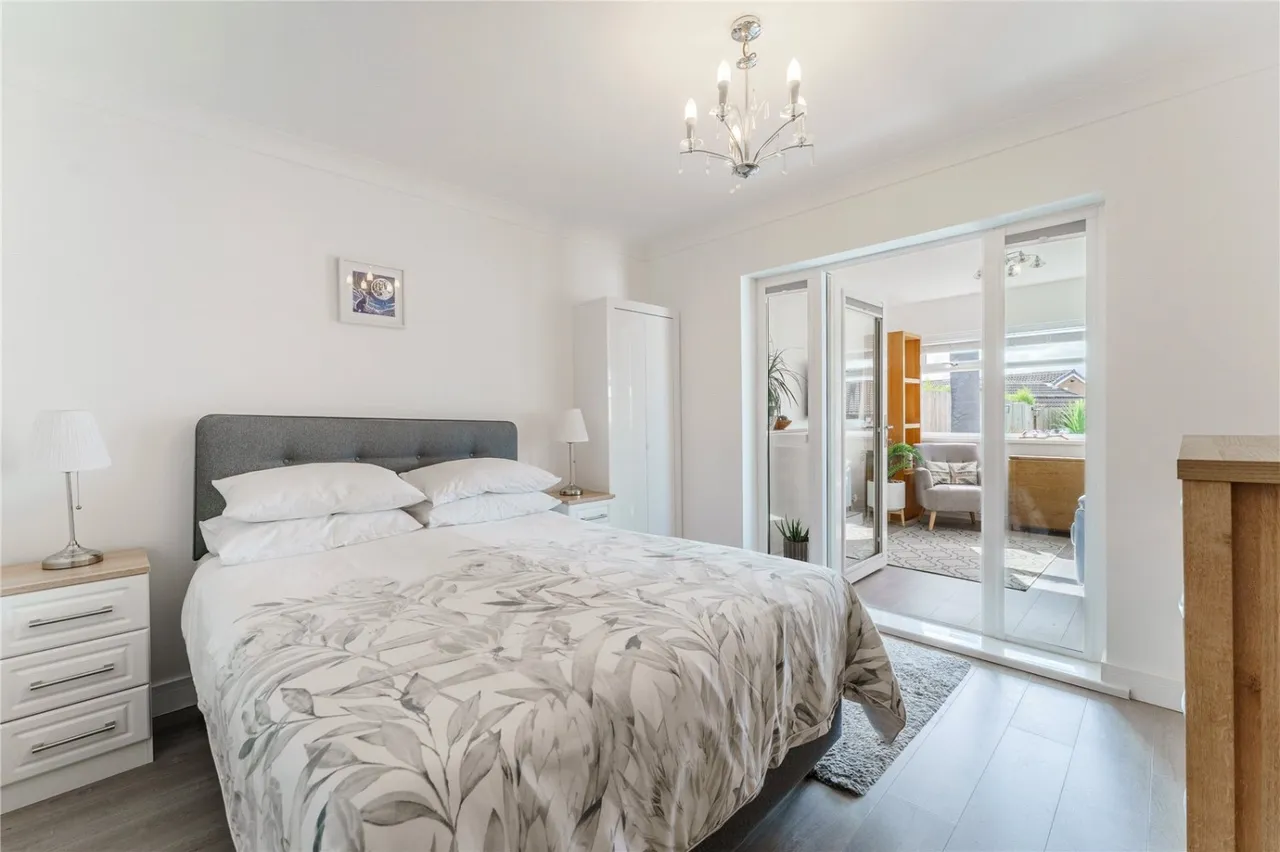 Lowfield Road, Hemsworth, WF9, photo 7