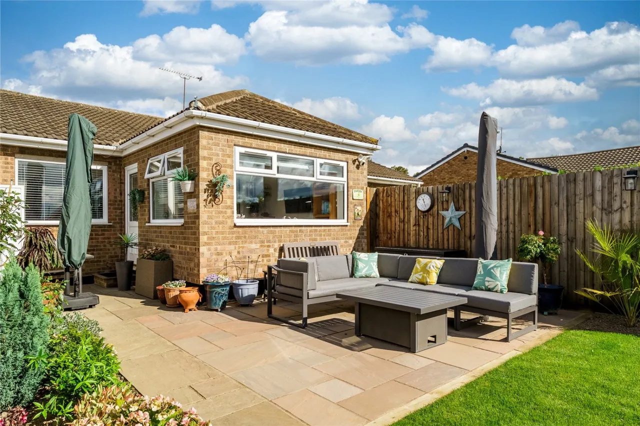 Lowfield Road, Hemsworth, WF9, photo 33