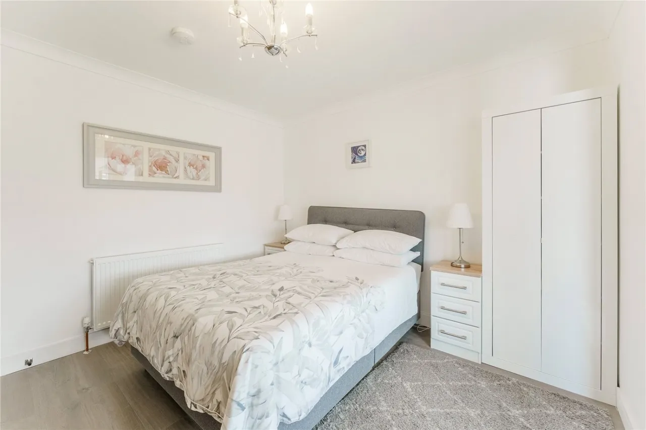 Lowfield Road, Hemsworth, WF9, photo 25