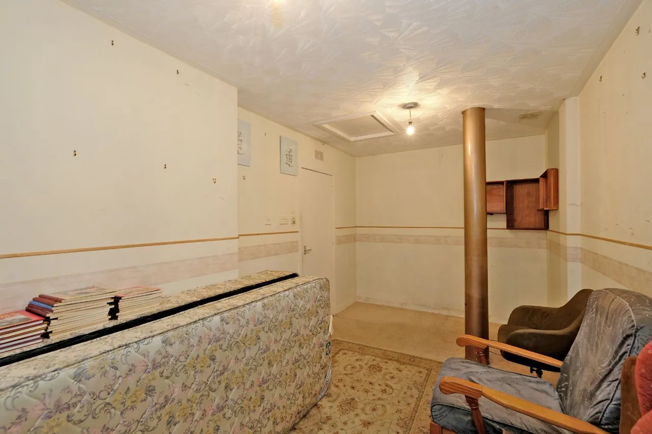 High Street, Insch, AB52, photo 12