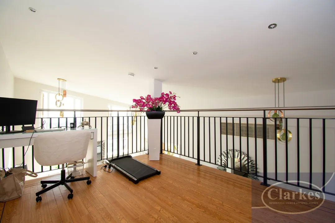 Richmond Gate Penthouse, photo 20