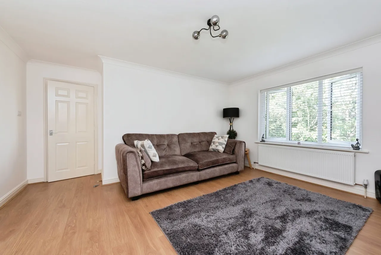 Cheam Common Road, Worcester Park, KT4, photo 15