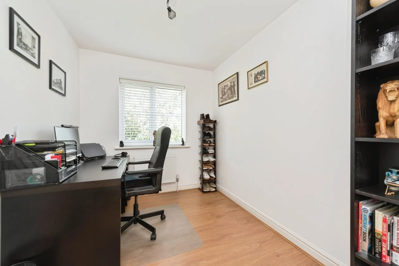 Cheam Common Road, Worcester Park, KT4, photo 10