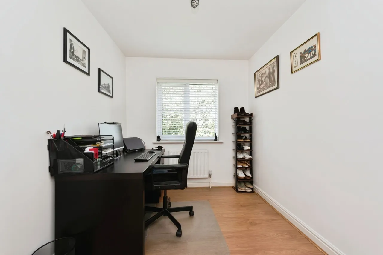 Cheam Common Road, Worcester Park, KT4, photo 12