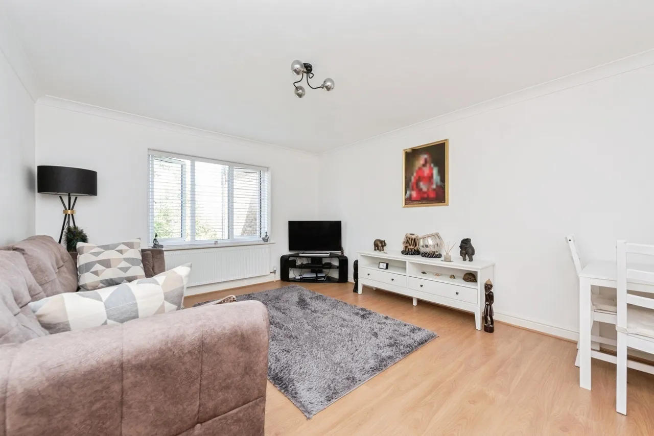 Cheam Common Road, Worcester Park, KT4, photo 6