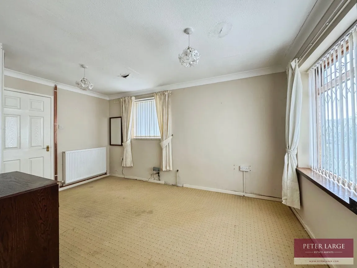 Spruce Avenue, Rhyl, Denbighshire, LL18 3SU, photo 10