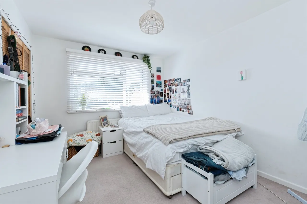 Alder Drive, Alderholt, SP6, photo 2