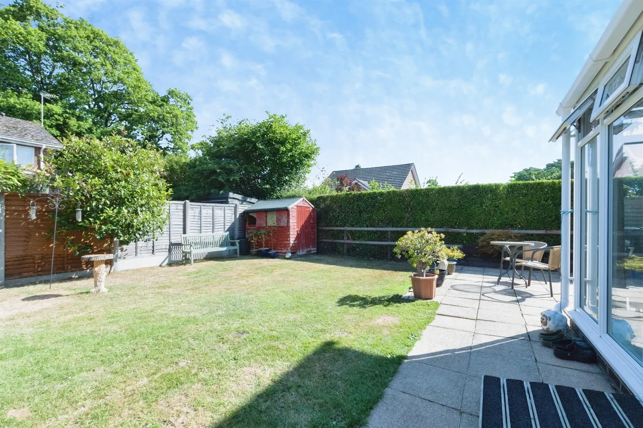 Alder Drive, Alderholt, SP6, photo 9