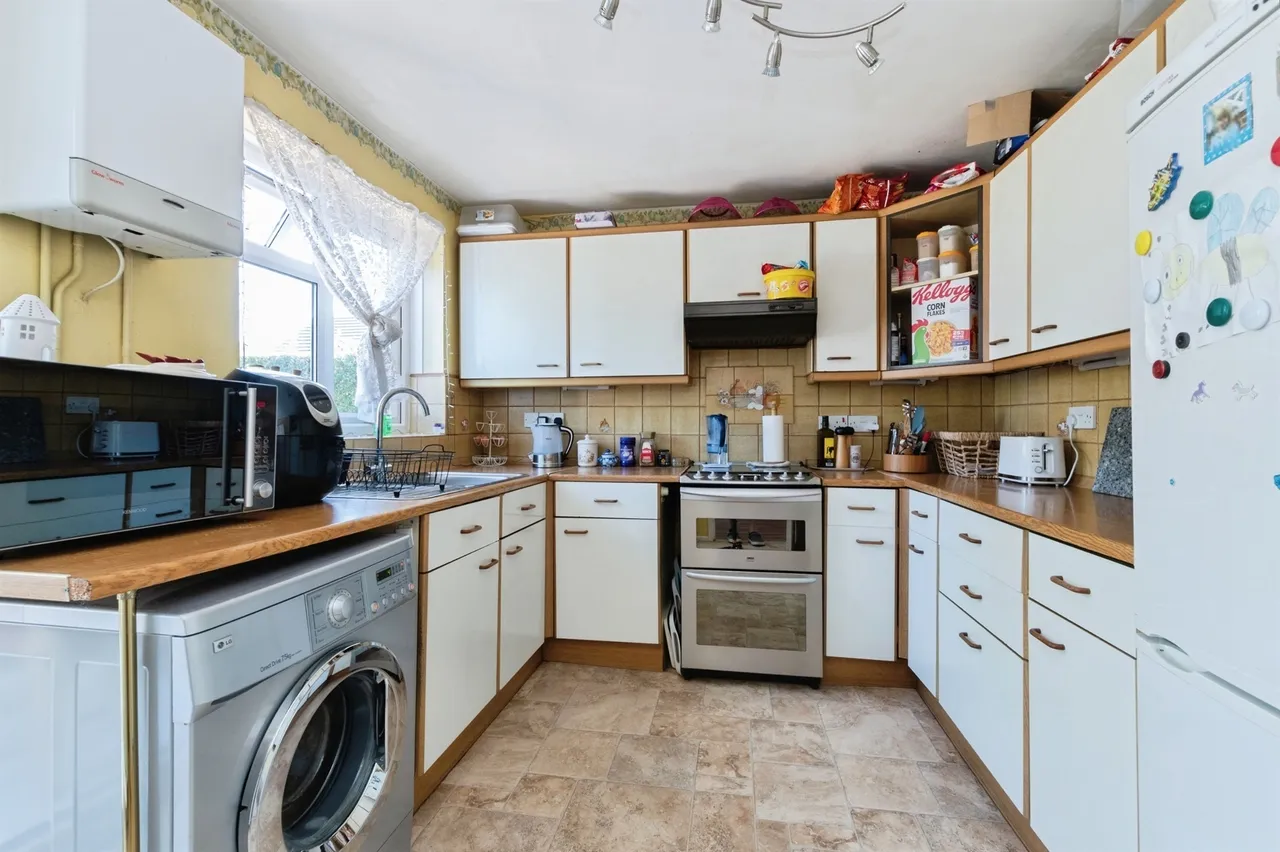 Alder Drive, Alderholt, SP6, photo 7