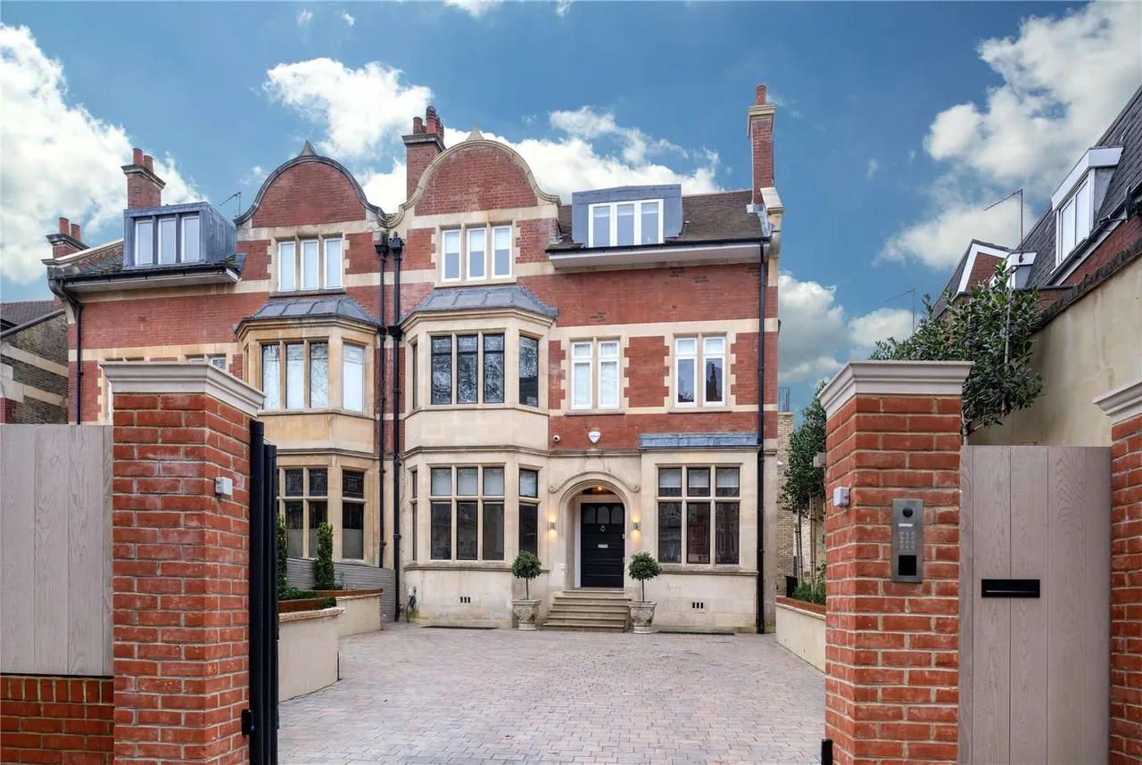 7 bed house for sale, Rosslyn Hill, London, NW3