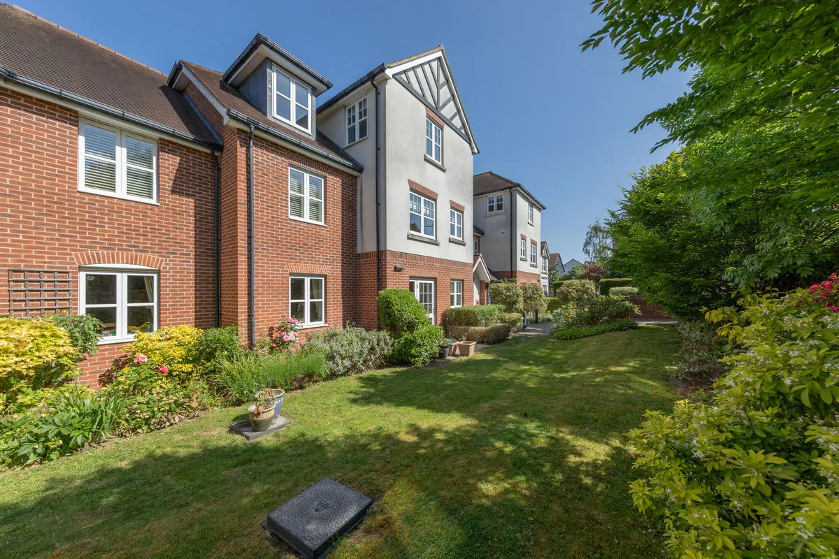 Stewart Court, Epping, CM16, photo 12