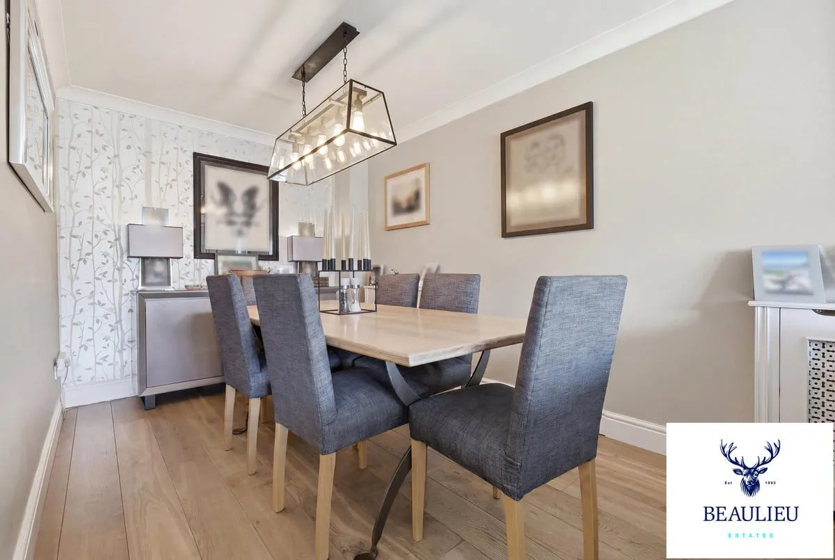 Palmerston Road, Buckhurst Hill, IG9 5NS, photo 4