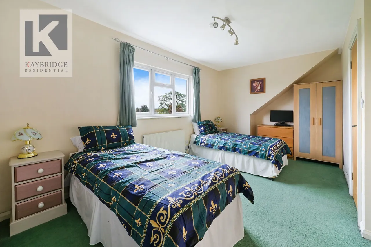 Ruxley Lane, Epsom, KT19, photo 7