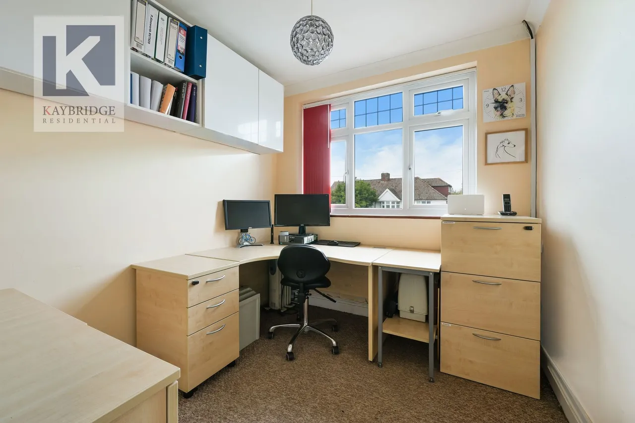 Ruxley Lane, Epsom, KT19, photo 9