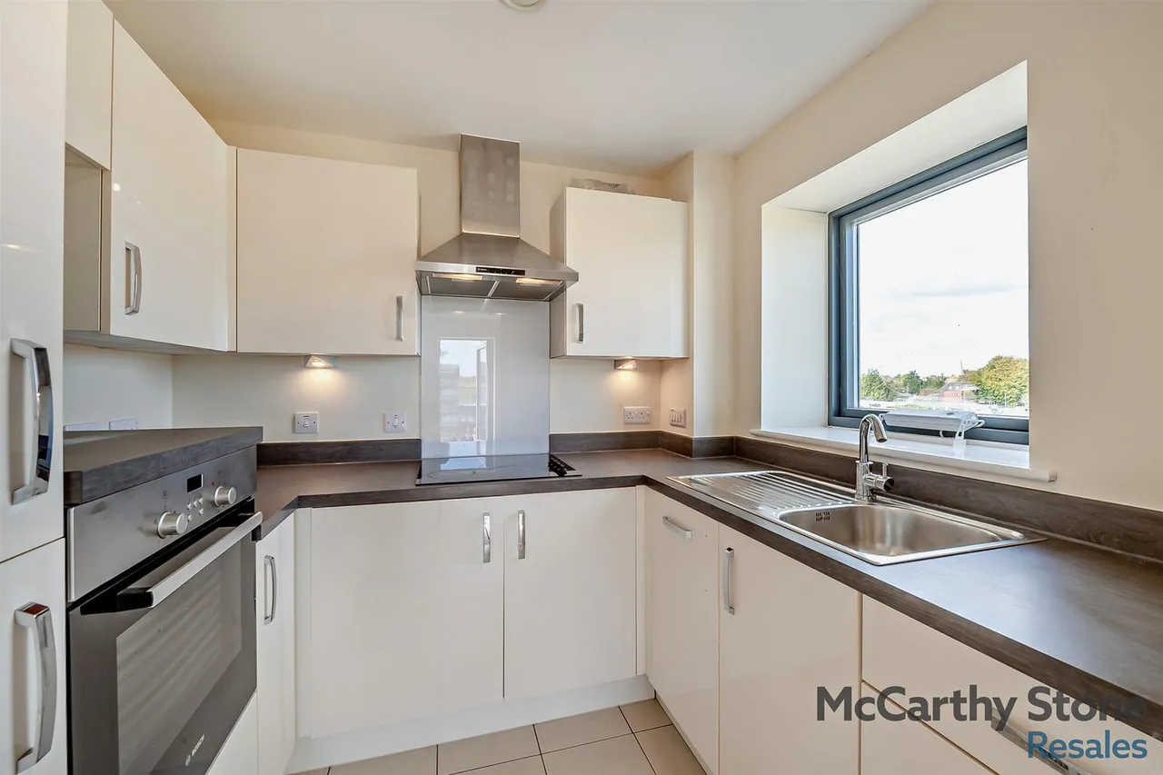 Keeper Close, Taunton, TA1, photo 6