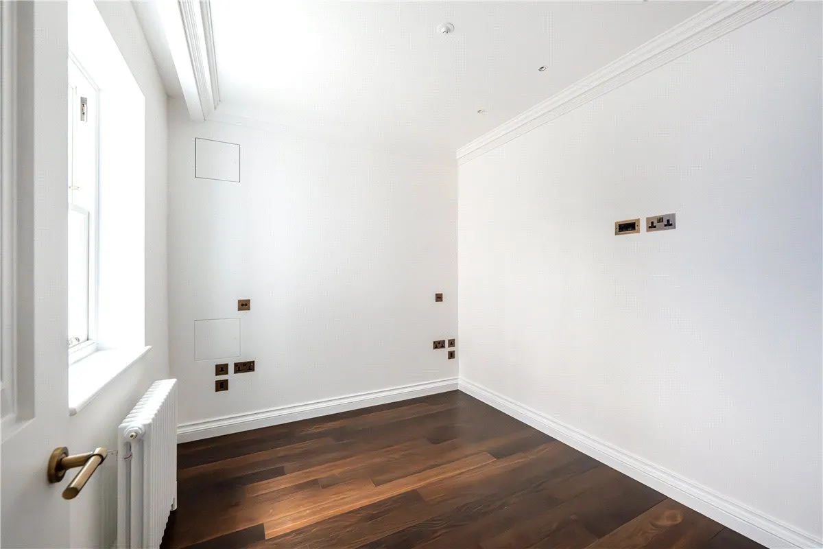 Charles Street, London, W1J, photo 16