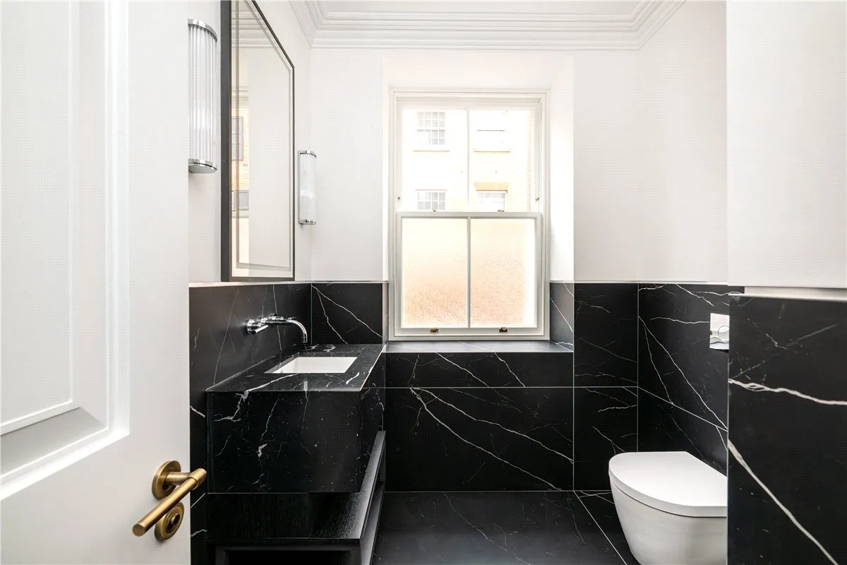 Charles Street, London, W1J, photo 8