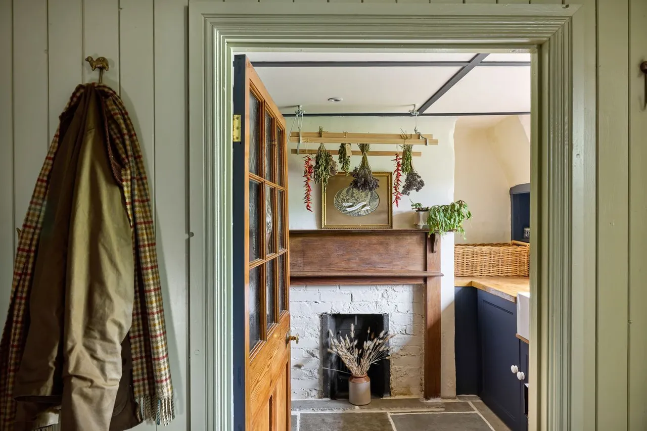 Bagley, Wedmore, BS28, photo 17