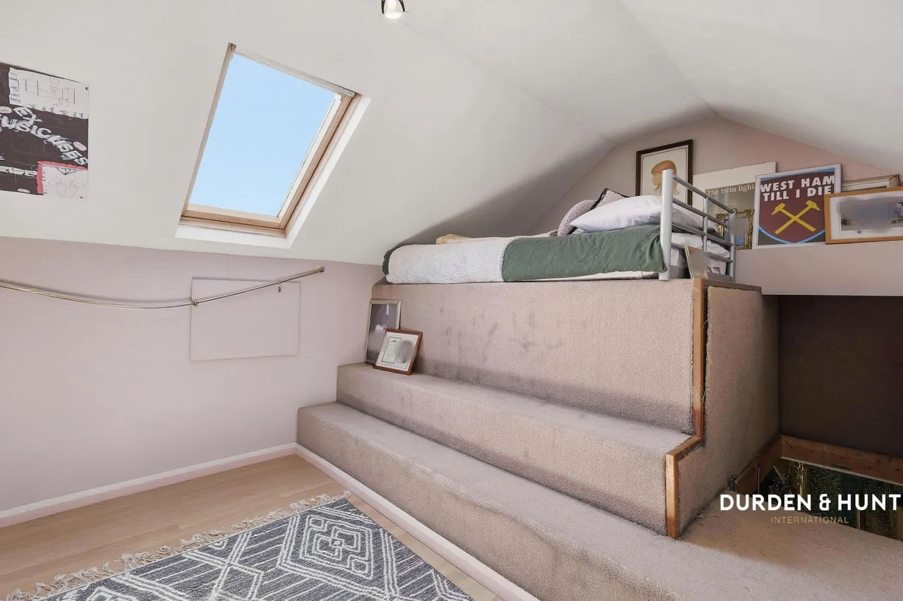 Valley Hill, Loughton, IG10, photo 25