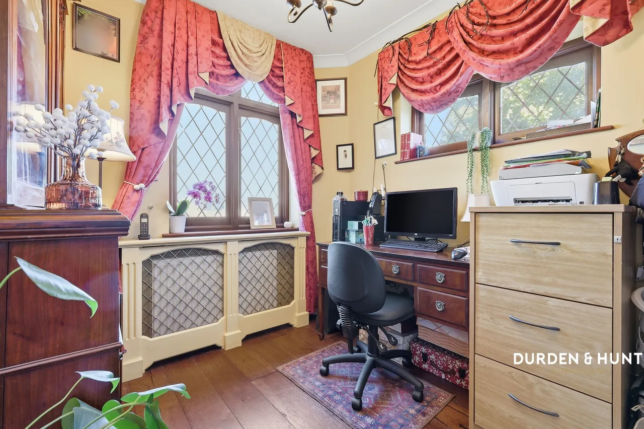Valley Hill, Loughton, IG10, photo 13