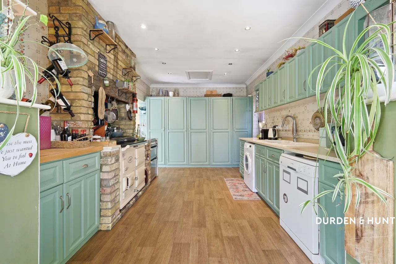 Valley Hill, Loughton, IG10, photo 8