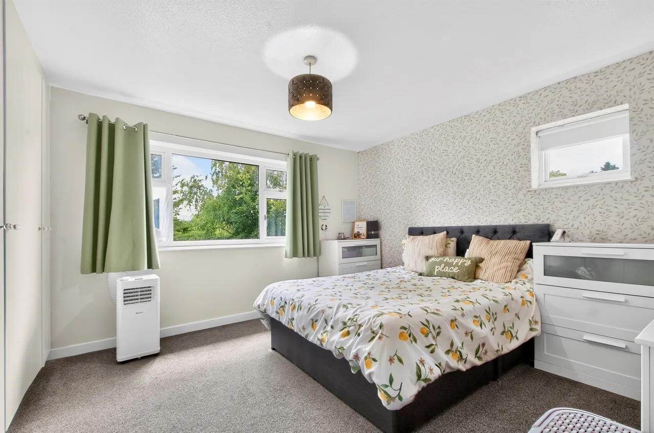 Wren Close, Kimpton, Hitchin, photo 8
