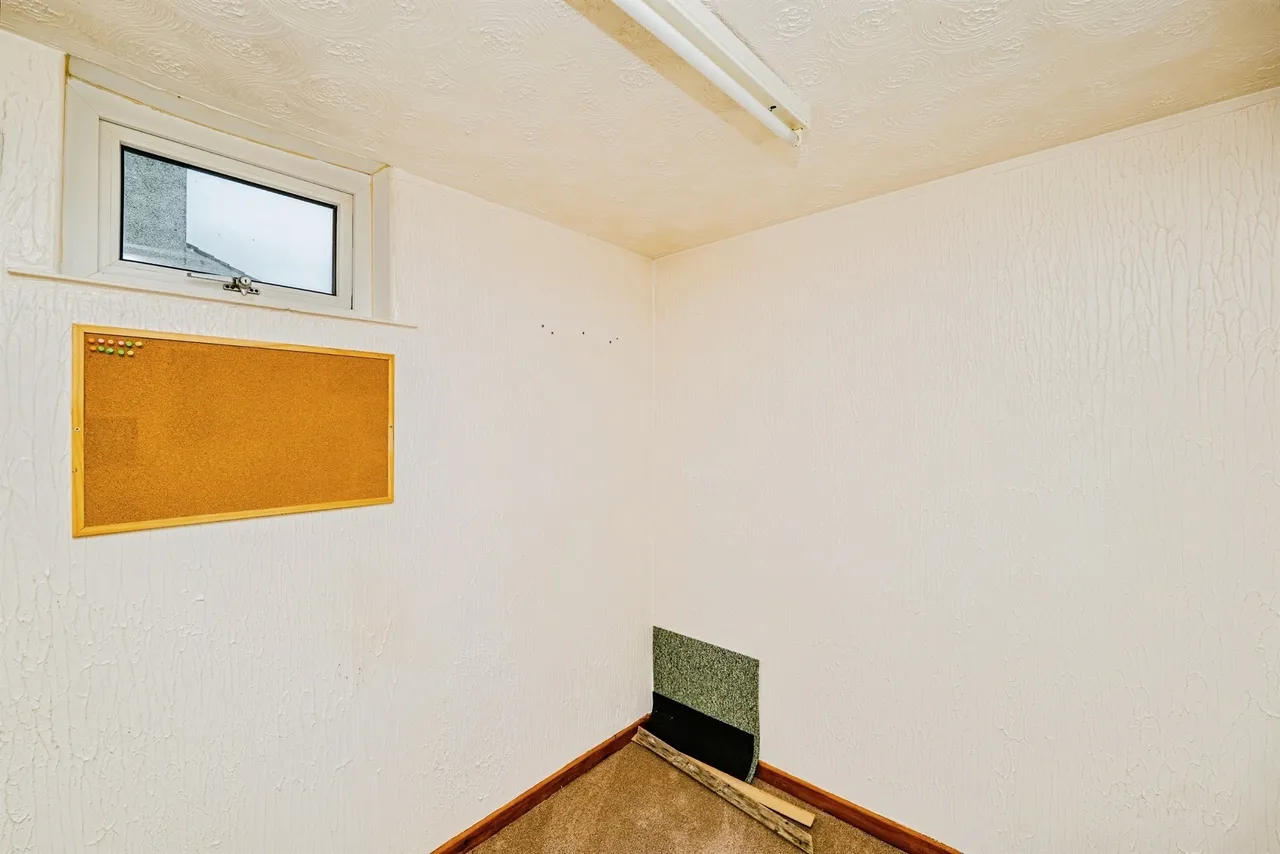 Maes-Y-Felin Bridgend, CF31, photo 8