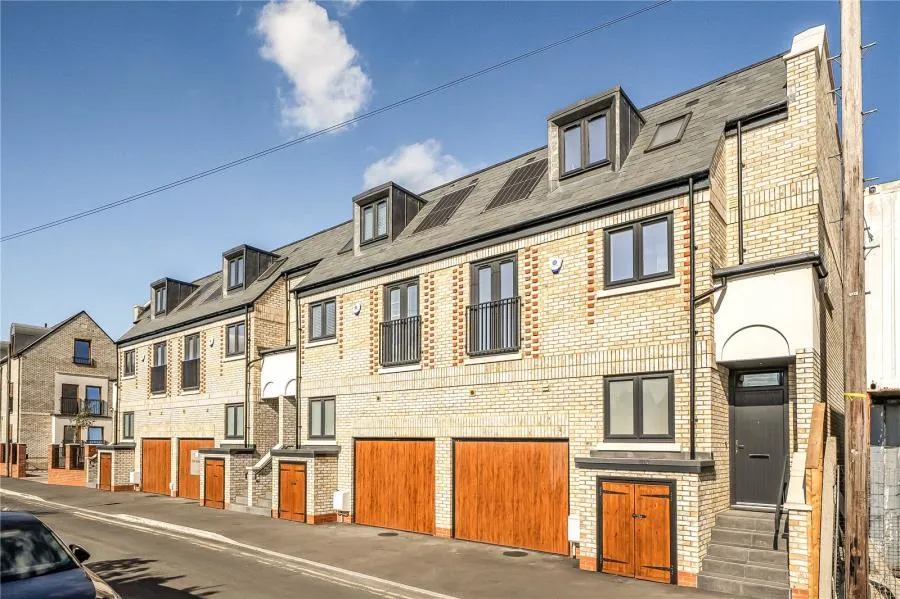 Send Mews, Caversham, RG4, photo 11