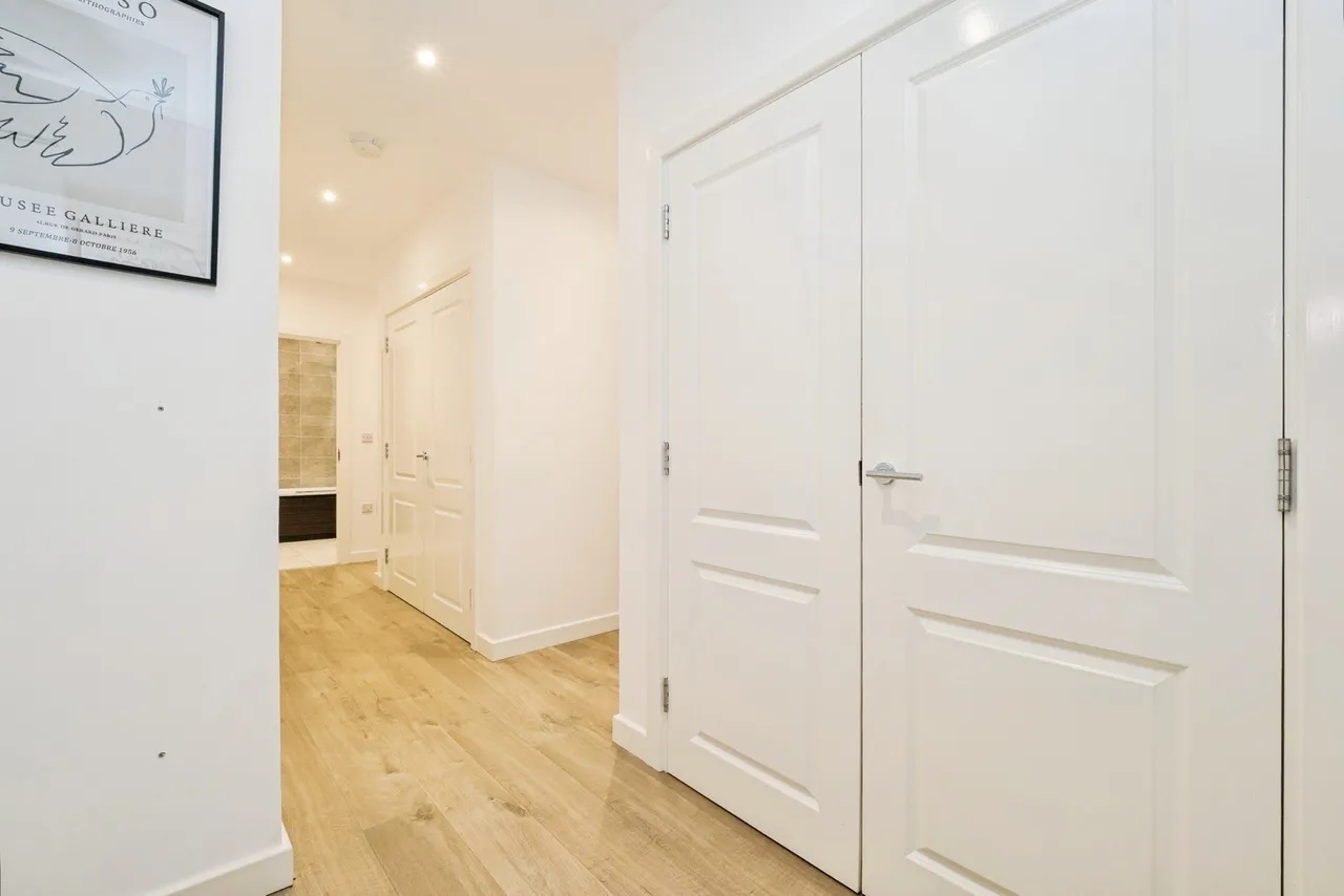Whittle Drive, Hornchurch, RM12, photo 17